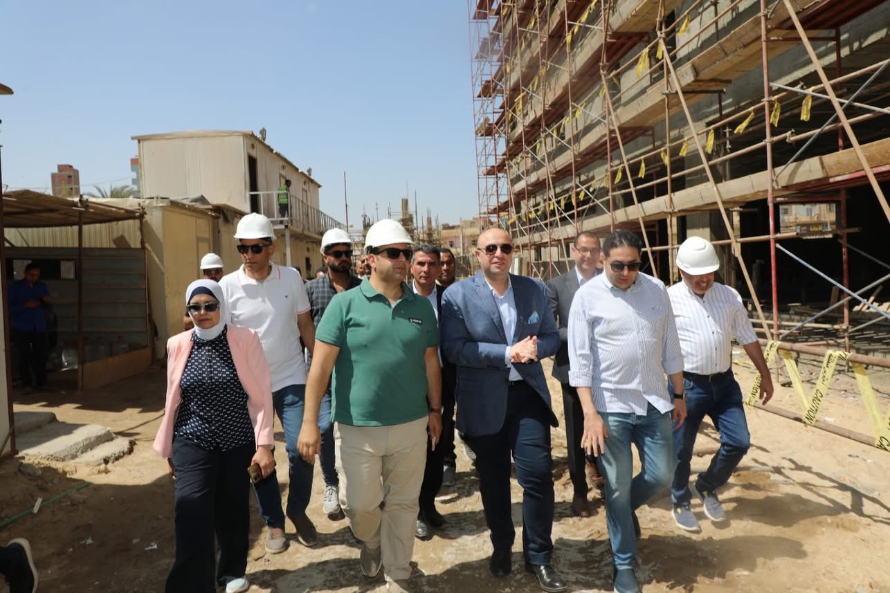 الانتهاء من 33  من أعمال المشروع  محافظ بني سويف يتابع الموقف التنفيذي لمستشفى ناصر العام 